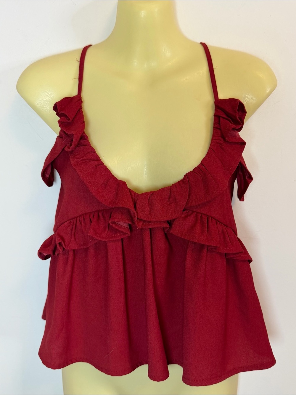 Romeo + Juliet Red Ruffle Babydoll Cropped Tank Top